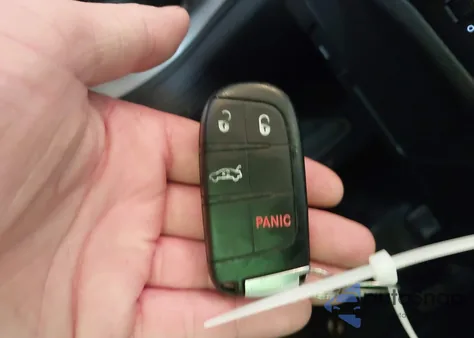 2016 Chrysler 200 Limited из США, поврежденный, VIN 1C3CCCAB6GN101325